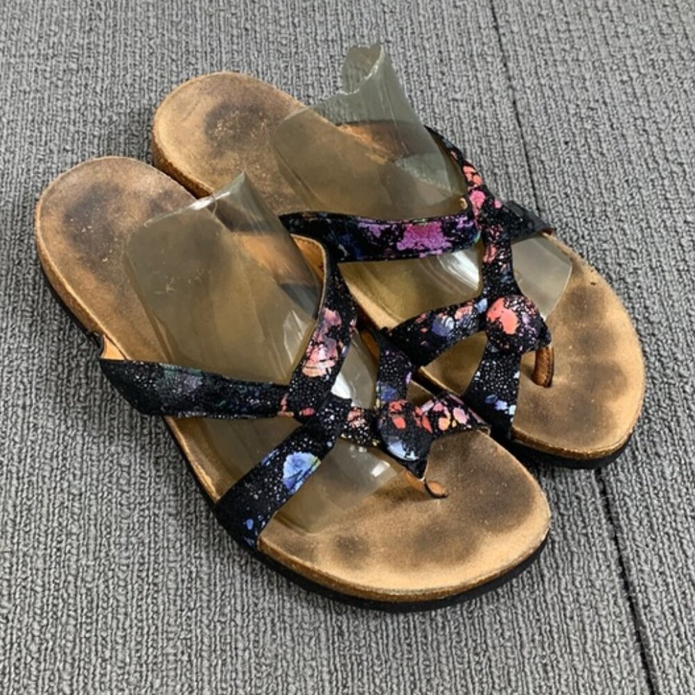 Think Julia Sandals Slip on Wedge Flip Flops Womens EU 37 US 6 Paint Splatter